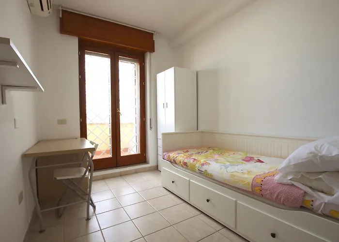 Manuela House * Rom