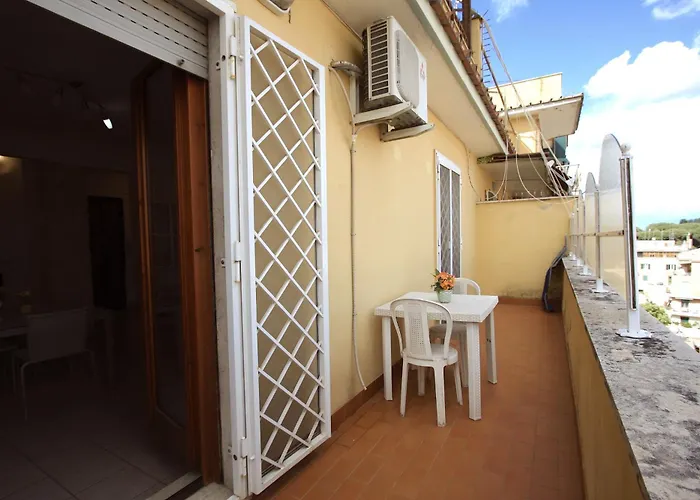 Manuela House Apartment *