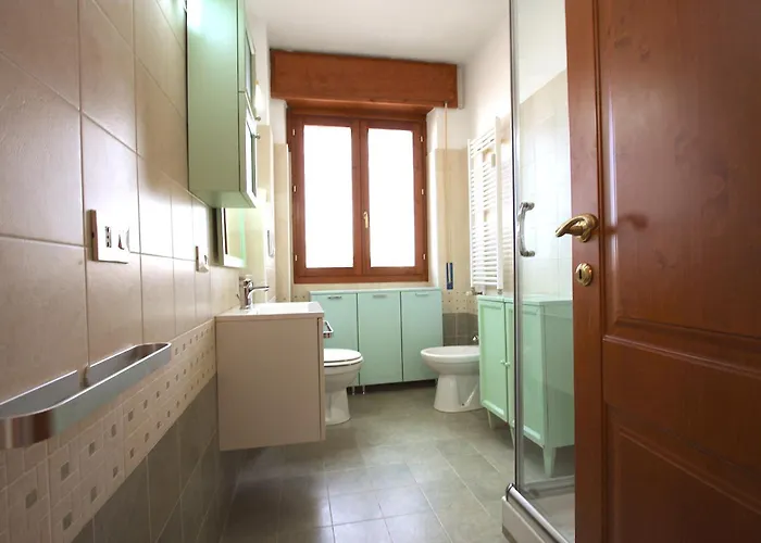 Manuela House
